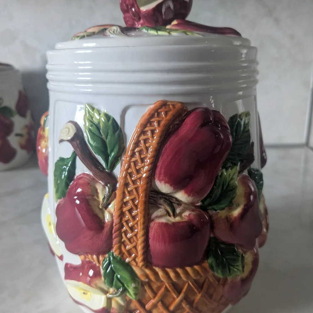 Apple Themed Ceramic Canister Set - Picture 10 of 10